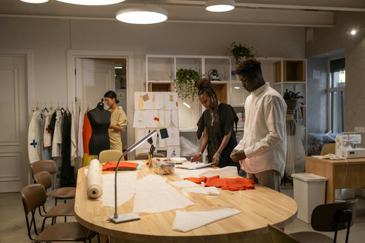 Starte sicher ins Textil-Business – mit Polat Textil an deiner Seite
